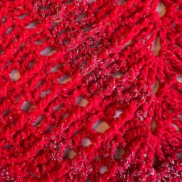 Crochet Light Weight Triangle Shawl / Scarf handmade Red Metallic - Picture 13 of 13